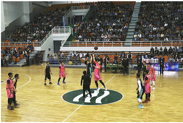 發(fā)揚(yáng)體育精神 展現(xiàn)籃球風(fēng)采 鴻德學(xué)院第四屆“戰(zhàn)馬杯”籃球賽圓滿閉幕