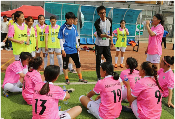 點球大戰！“主席杯”本科校園女足第二輪比賽 鴻德3：2擊敗呼民院