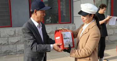 追夢新時代，巾幗展芳華！學院為女教職工送上節日祝福