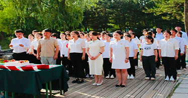 鴻德藝術設計系黨總支開展慶“七一”主題黨日活動