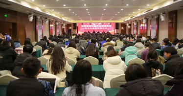 學院團委志愿者服務總隊當選呼和浩特市青年志愿者協會理事單位