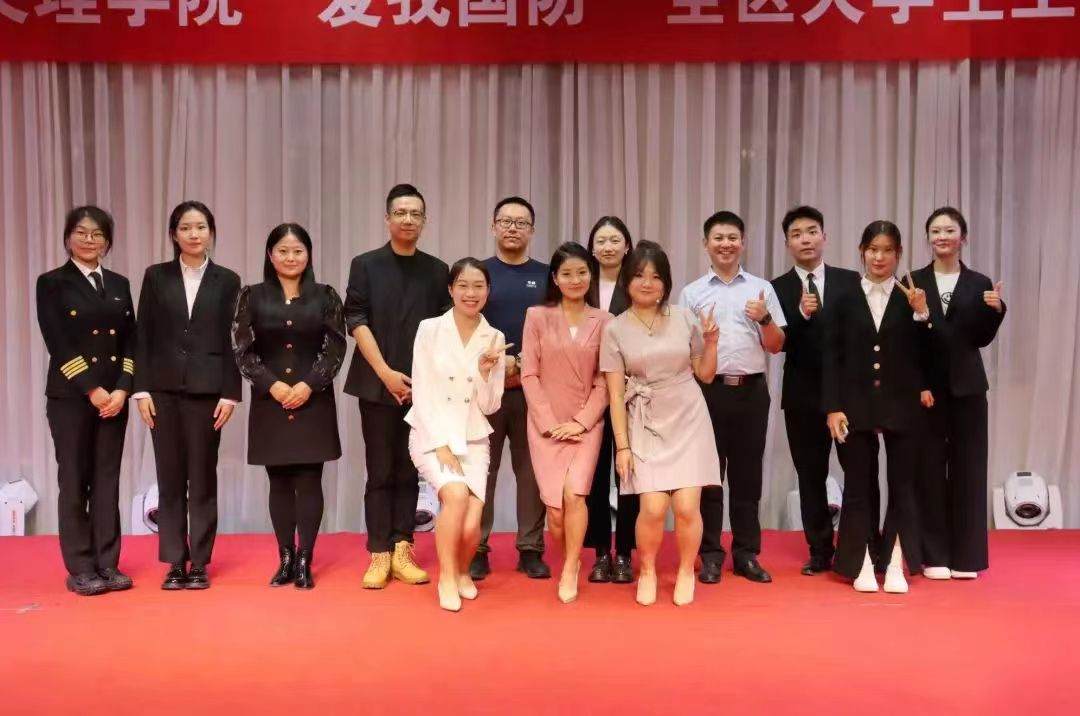 興我中華,強我國防 | “愛我國防”演講比賽決賽