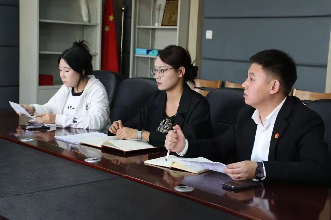 大學生創新創業基地新團隊集體簽約入駐啦！