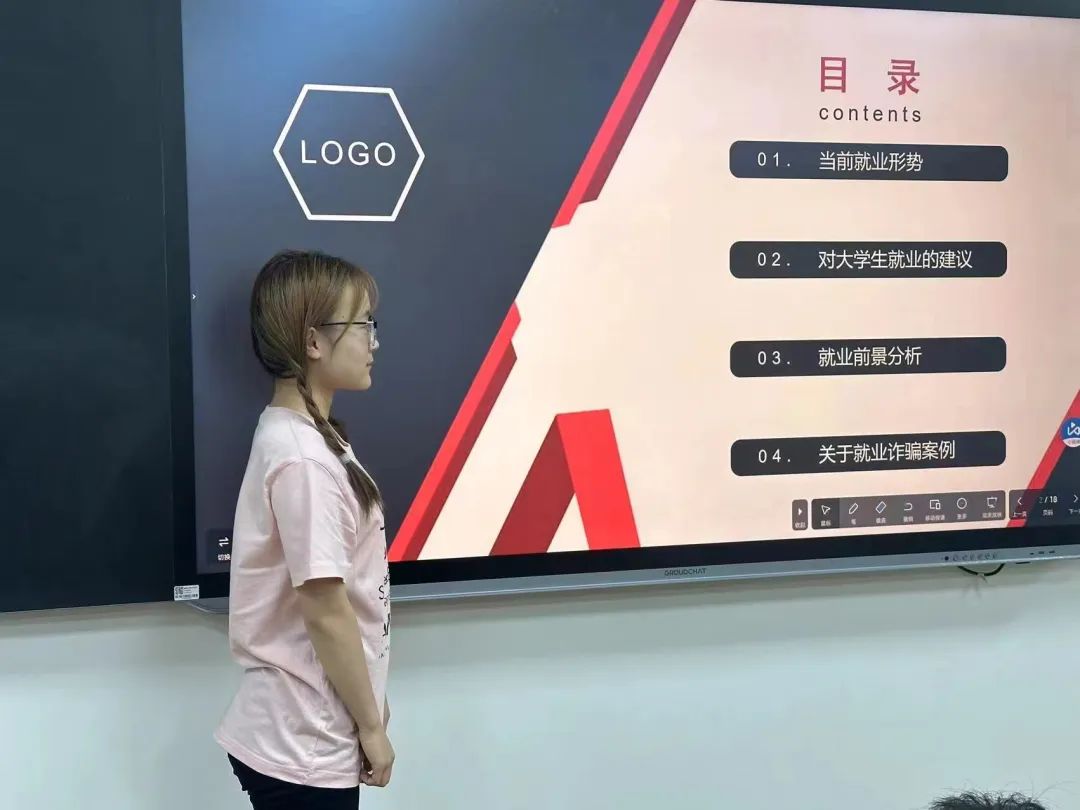 f0a2eeadd36f44b136306973e923f0ea.jpg f0a2eeadd36f44b136306973e923f0ea.jpg