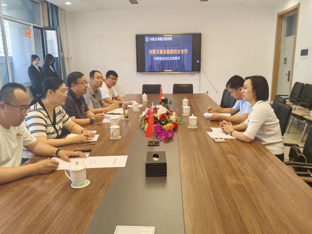 16f5c3aeccee4e70e8600cffc493daaf.jpg 16f5c3aeccee4e70e8600cffc493daaf.jpg